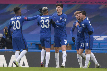 曼城25亿&皇马0！阿斯：曼城大肆挥霍买人 皇马伤兵满营却0引援